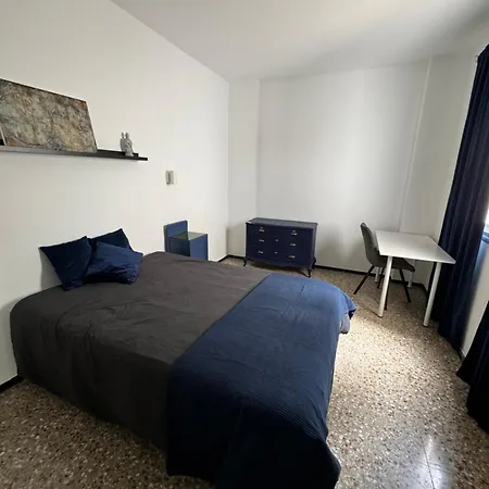 Palmara Canteras Alquiler Por Quarto em Acomodações Particulares